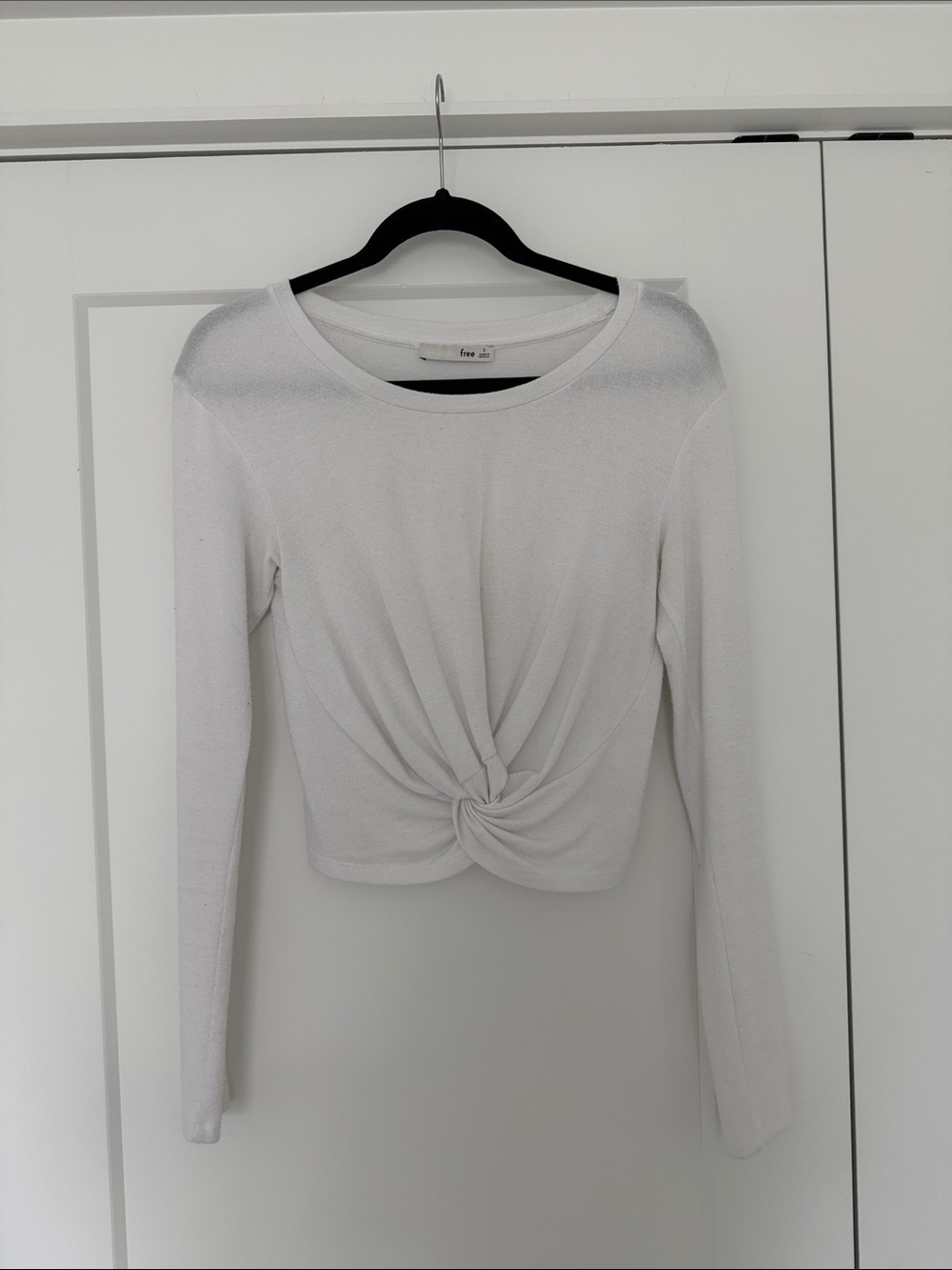 Wilfred Free White Knot-Front Long Sleeve Crop Top size S